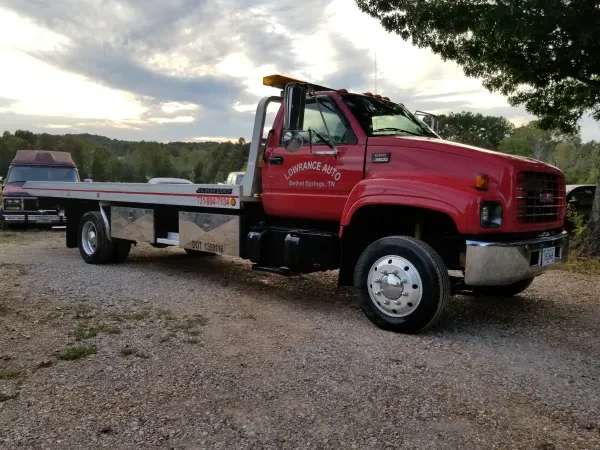 Lowrance Auto Towing and Recovery - photo 4