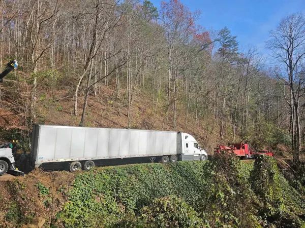 Hartford Towing & Auto - photo 2