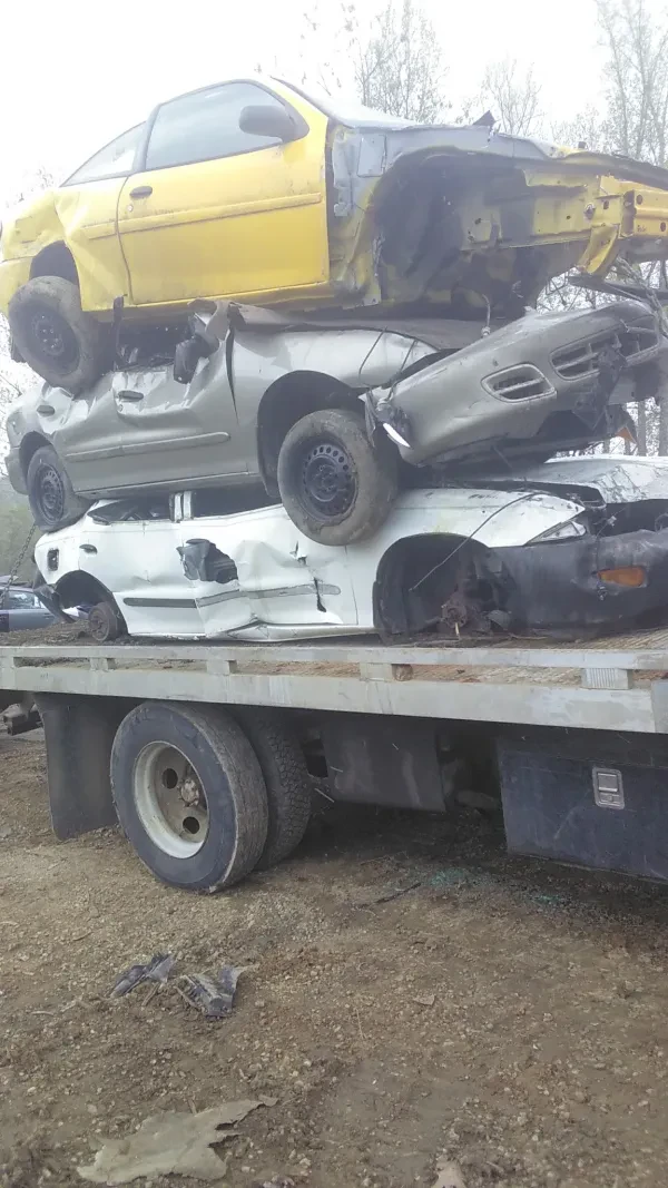 Hilltop auto sales Newport Tennessee - photo 3