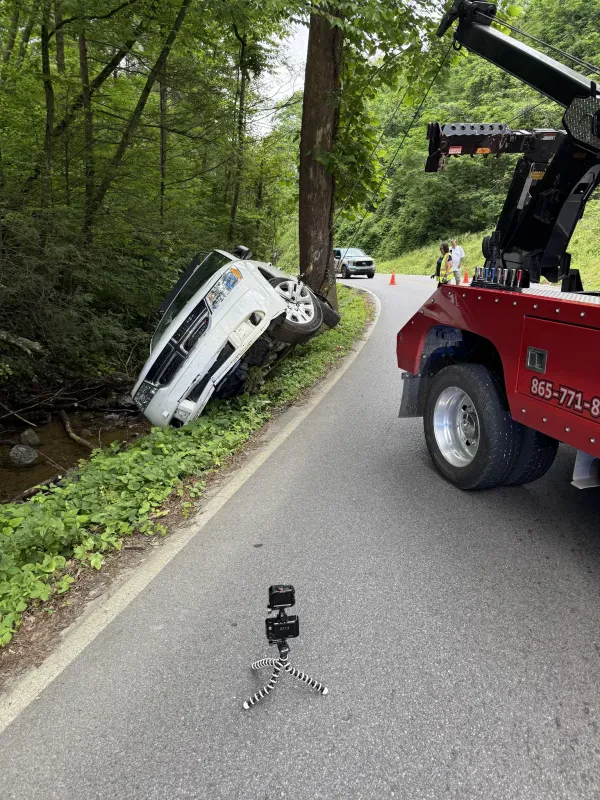 Everything Auto Towing & Recovery - photo 4