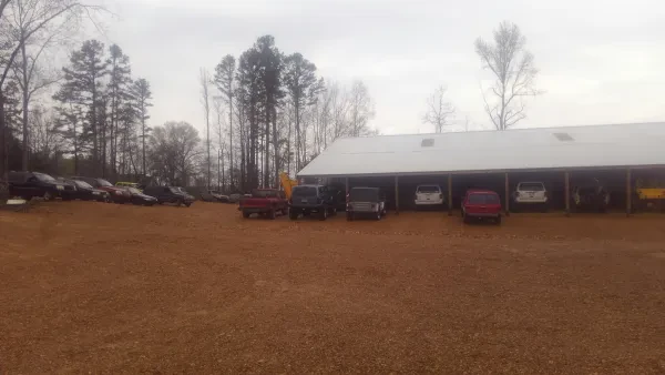 Dex"s cherokee only Jeep Parts by appointment only - photo 2