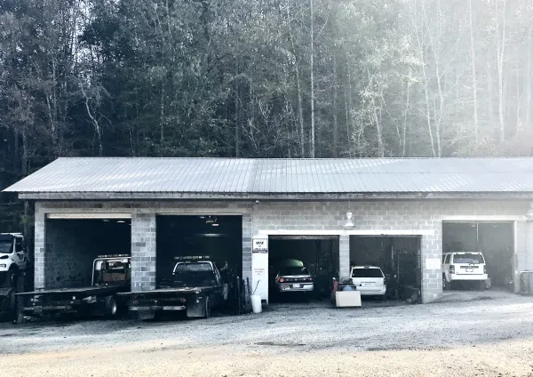 Carr's Auto Services - photo 2