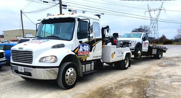 I-40 Truck Repair and Towing - photo 3