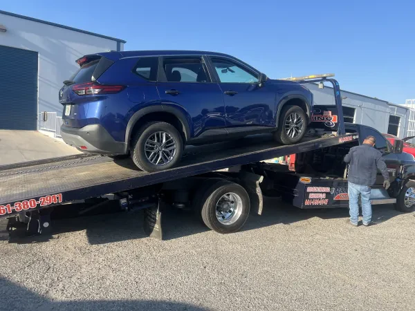 R & P Towing - photo 3