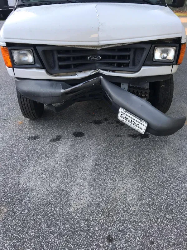 DEAL'S GARAGE & AUTO BODY - photo 4