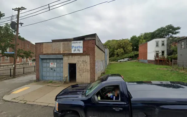 Mester Auto Parts - photo 2