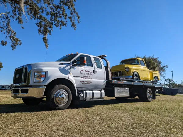 A Hodge Towing & Recovery | Groveland & Clermont, FL - photo 4