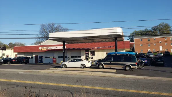 Leach's Automotive Service LLC - photo 3