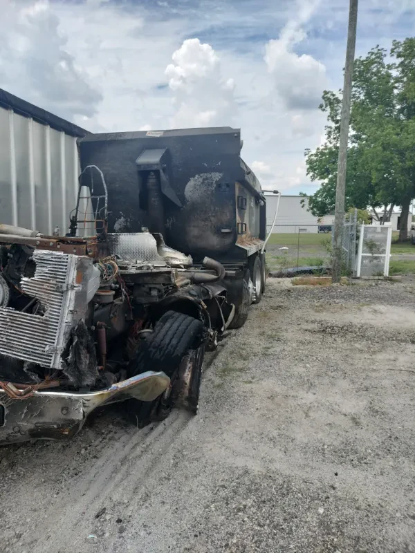 Diesel Man Truck Center - photo 3