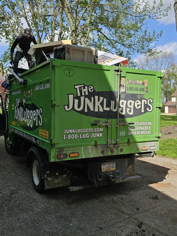 The Junkluggers of Pittsburgh - photo 4