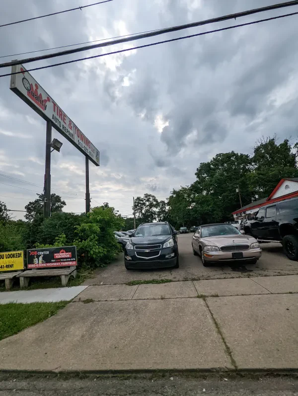 Quality Tire And Towing - photo 4