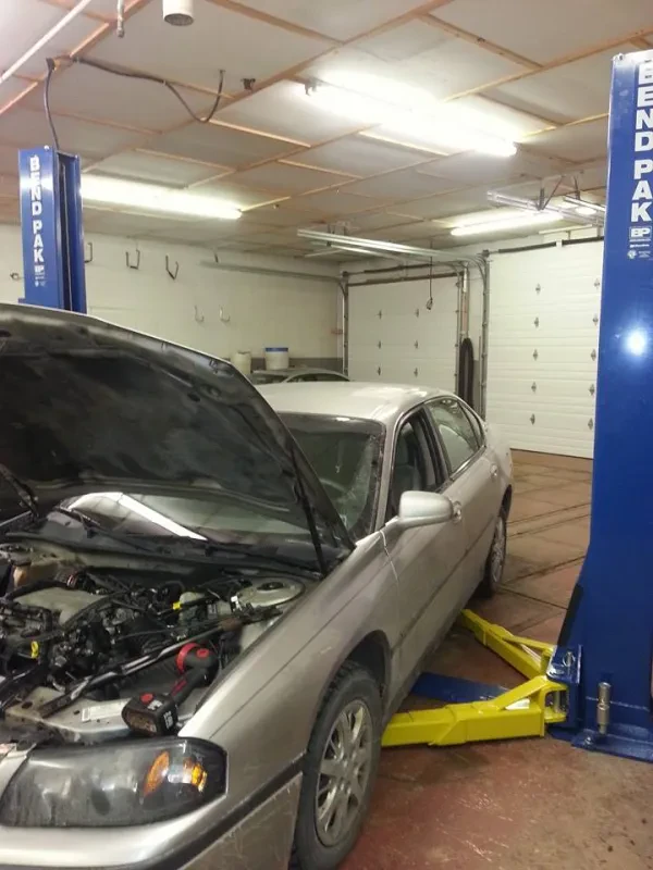 Schade's Auto Repair Inc - photo 3