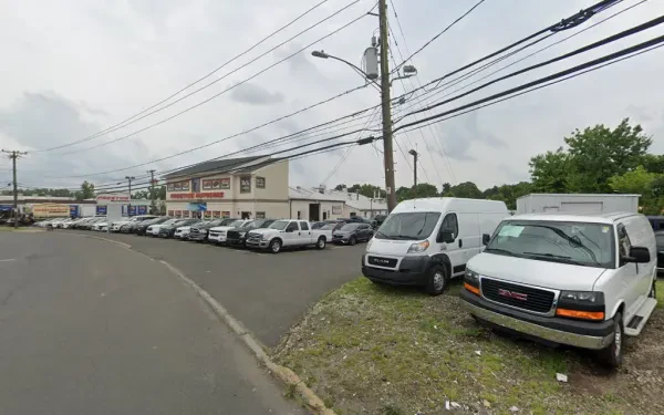 R and M Auto Services - photo 4