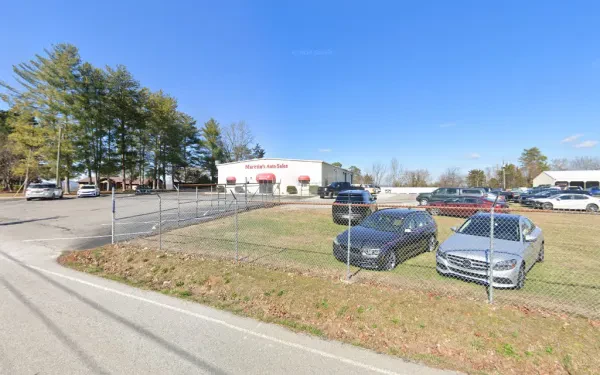 MARTINS AUTO BODY AND TOWING LLC - photo 3