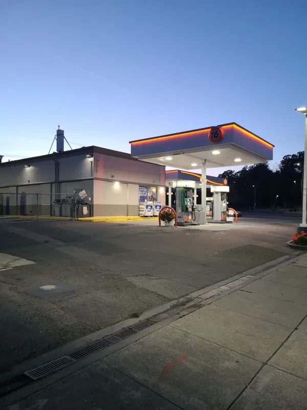 Castro Valley 76 - photo 2
