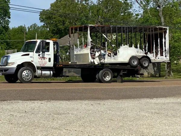 Young's Wrecker Service LLC - photo 4