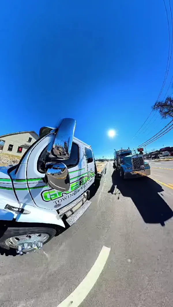 Green's Towing & Recovery - photo 2