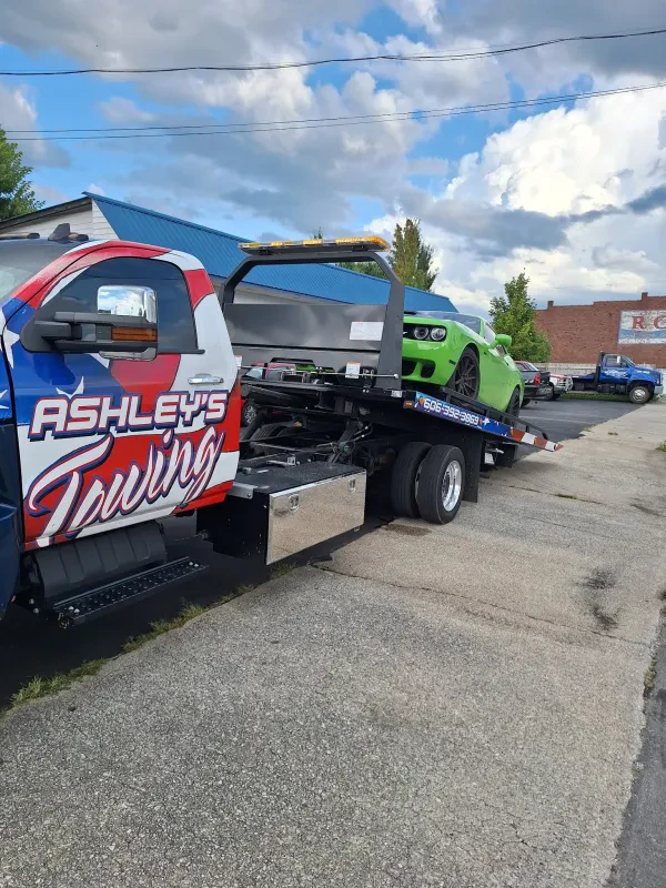 ASHLEYS TOWING & AUTO REPAIR - photo 2