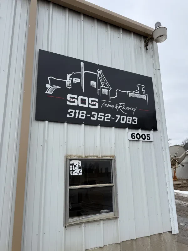 SOS Towing and Recovery - photo 4
