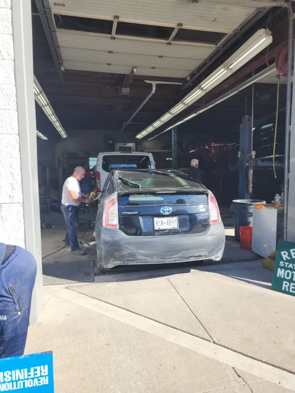 Deer Park Auto Collision Inc. - photo 4