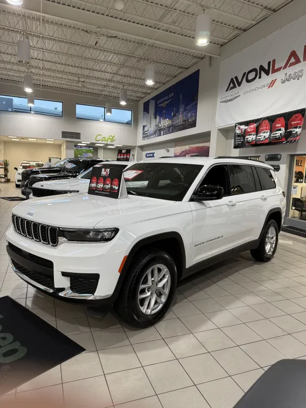 Carvana Chrysler Dodge Jeep Ram Avon Lake - photo 4