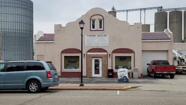 Voudrie's Auto Repair - photo 3