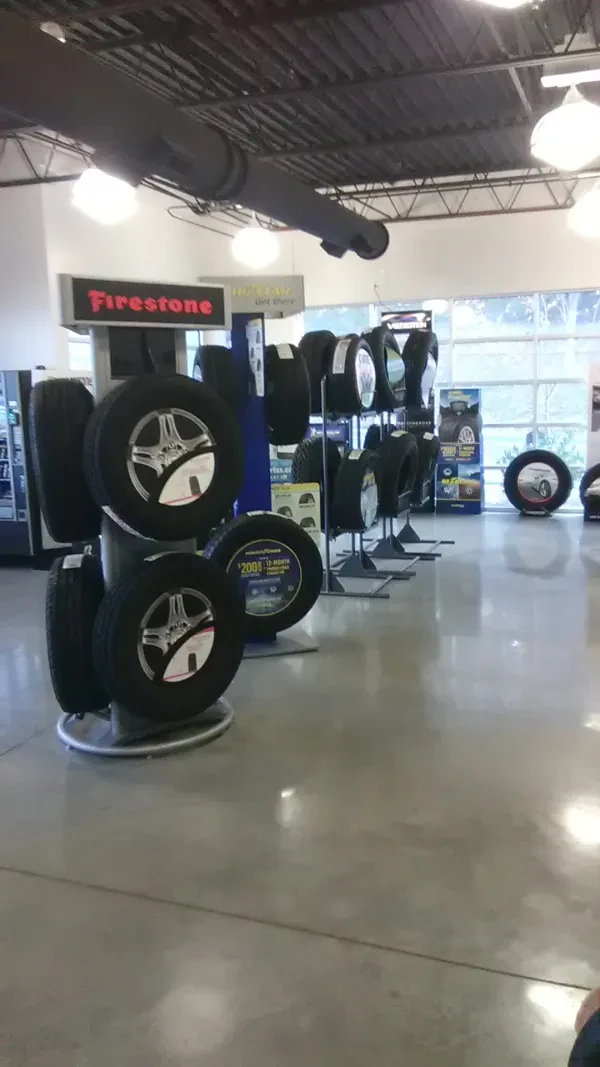 Nello Tire - photo 4