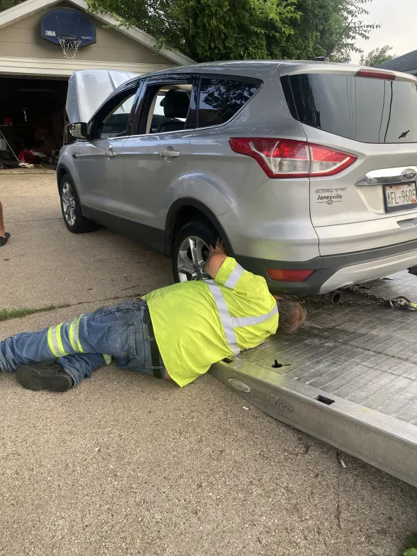 K B Towing And Recovery - photo 3