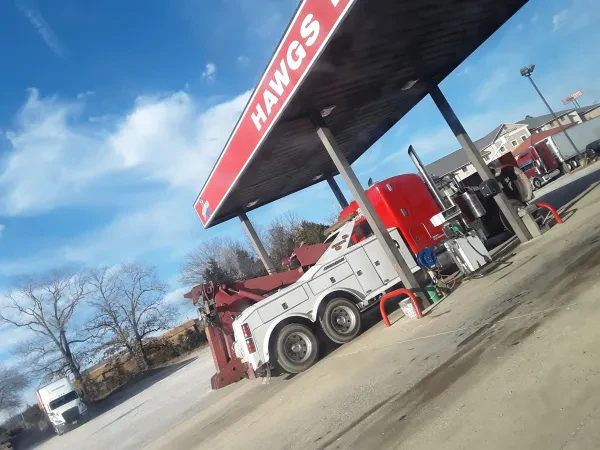 DISTRICT TOWING - photo 2