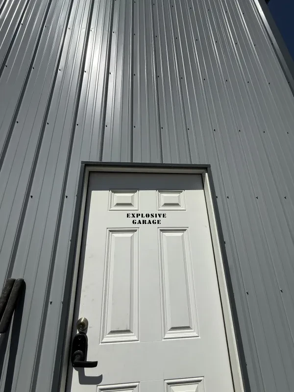 Explosive Garage - photo 4