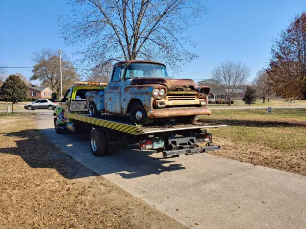 Cal & Jon's Towing - photo 4