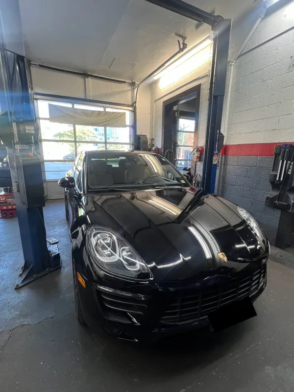 Greg's Automotive - photo 4