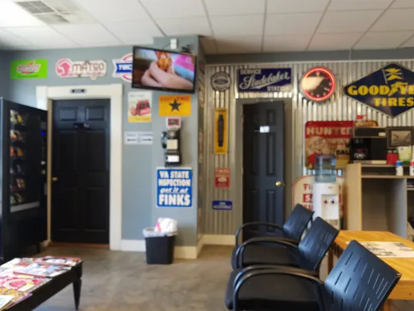 Fink's Car Care - photo 2