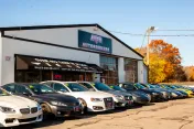 Avon Auto Brokers - 109 Memorial