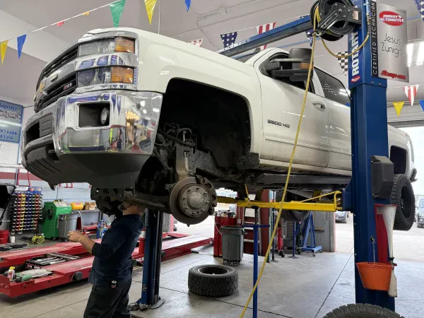 Johnny's Automotive - photo 3