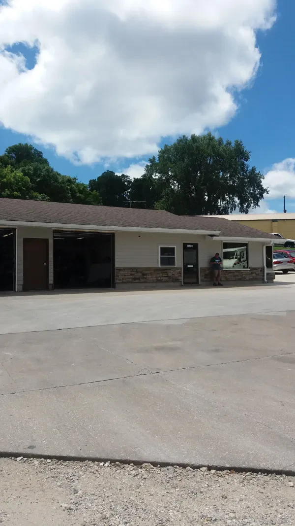 Campbell's Body Shop & Towing Inc. - photo 3