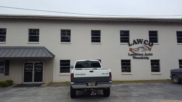 Landress Auto Wrecking - photo 2