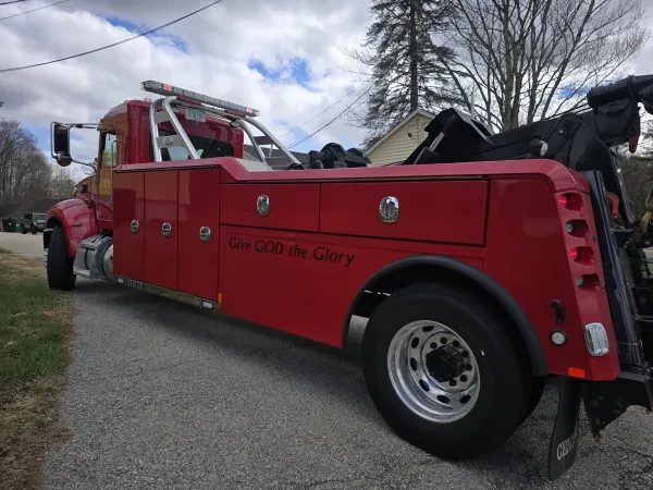 John's Towing Service - photo 2