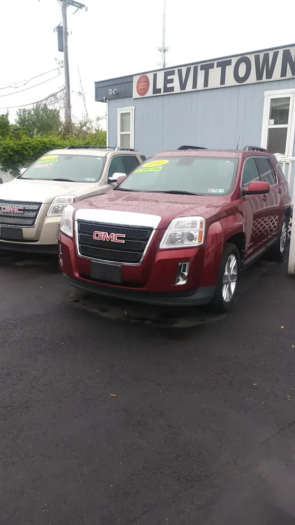 Levittown Auto - photo 3