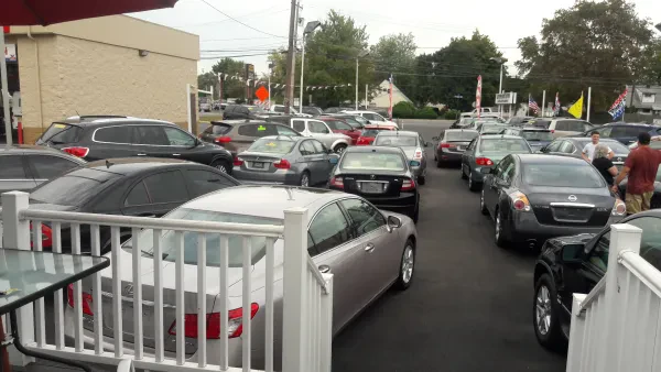 Levittown Auto - photo 4