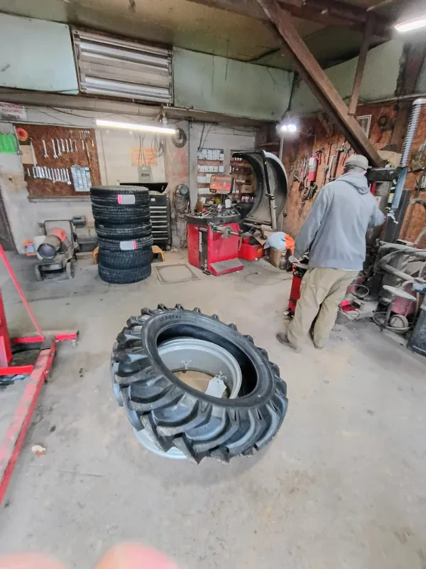 David Street's Tire & Towing - photo 2