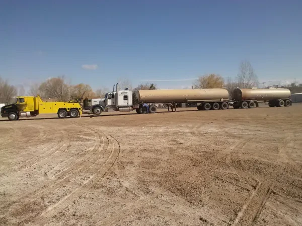 A Tow Truck - photo 3