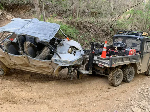 Dirty Hooker Off Road Towing and Recovery - photo 3