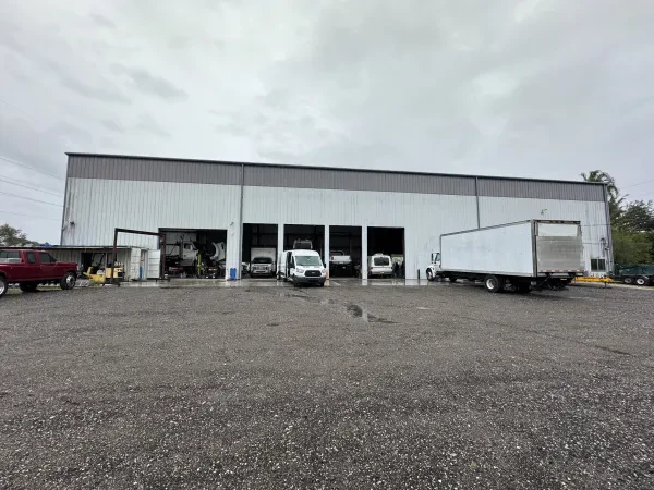 Curry Truck Repair Center at Rich - photo 3