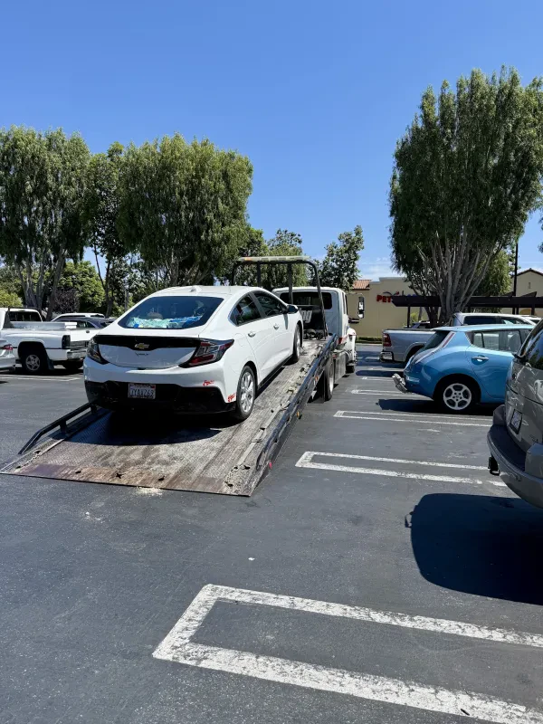 College Towing - photo 2