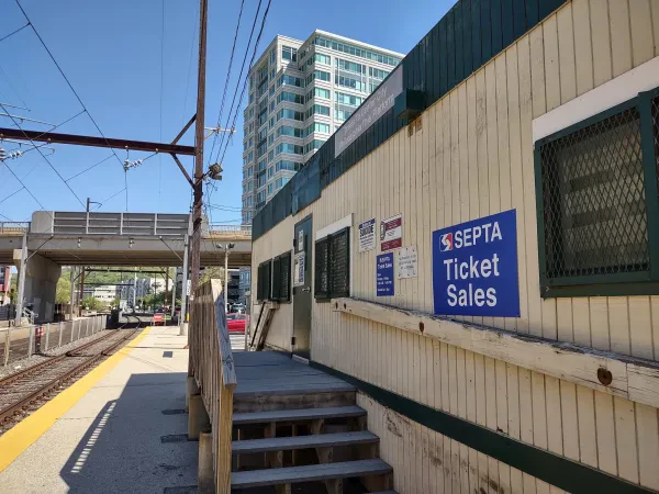 SEPTA Conshohocken Station Park and Ride - photo 4