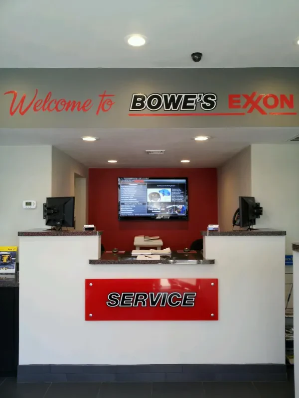 Bowe's Exxon Car Care Center - photo 2