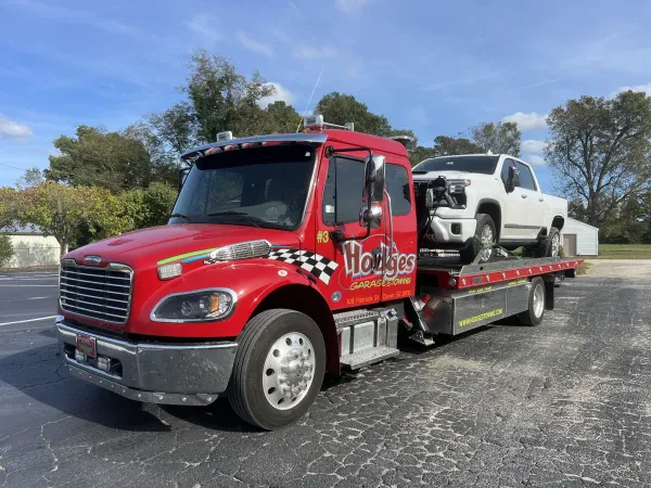 Hodges Towing - photo 2
