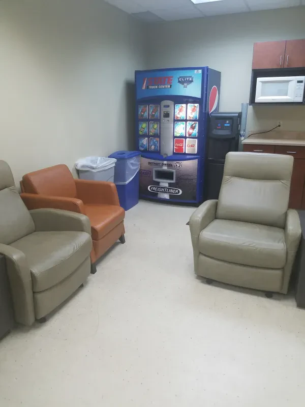 I-State Truck Centers - photo 4