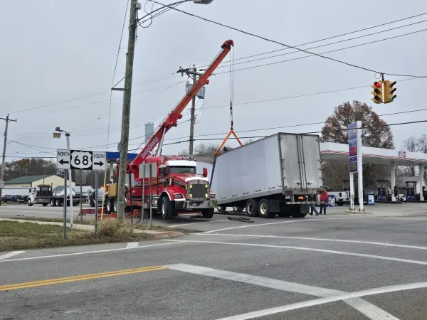 Zach's Towing & Recovery LLC - photo 3